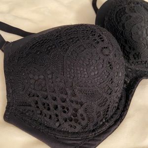 SOLD! Beautiful bra💕